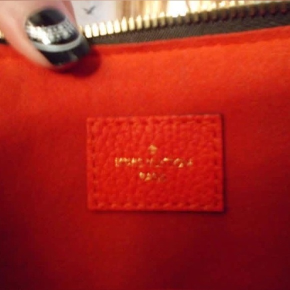 ♥️ AUTHENTIC Louis Vuitton Red Retiro NM ♥️ - Picture 9 of 15